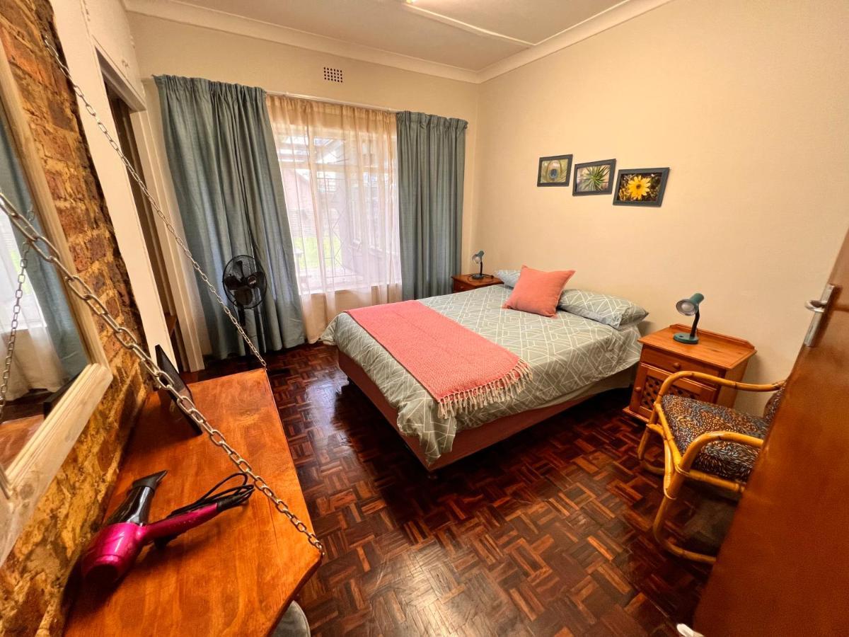 Firefly Budget Friendly Guest House Kempton Park Exterior photo