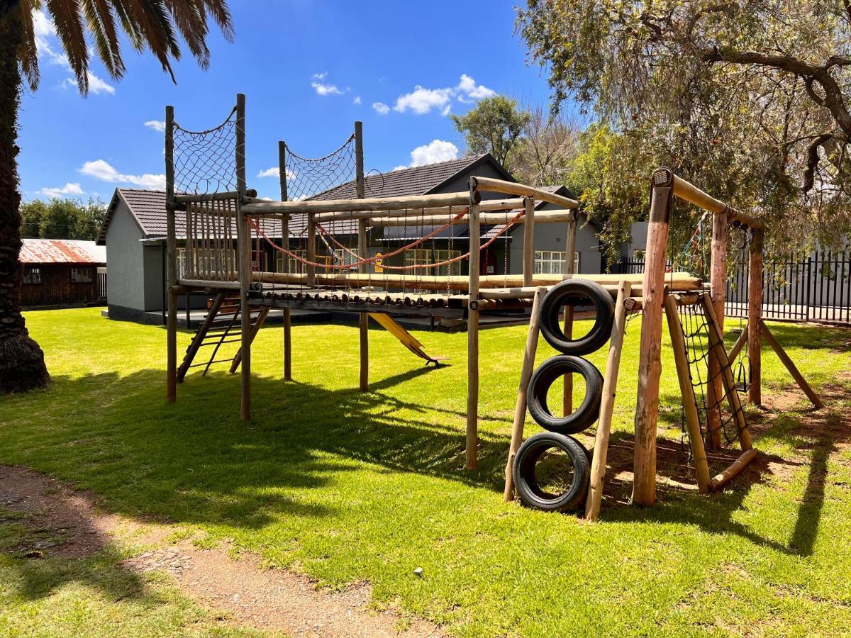 Firefly Budget Friendly Guest House Kempton Park Exterior photo